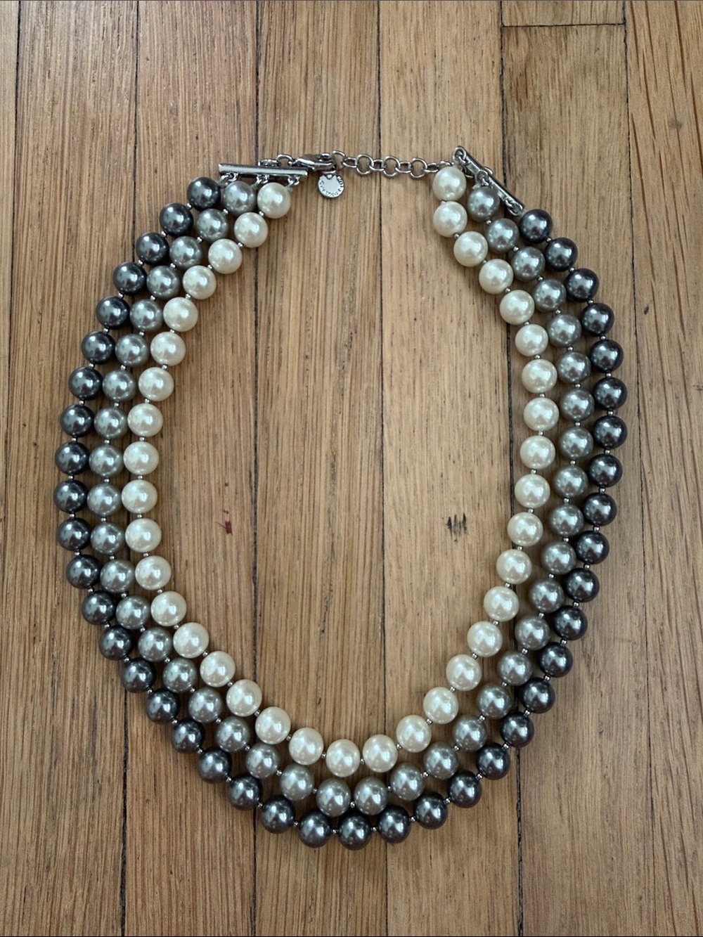 Layered Pearl Collar Necklace